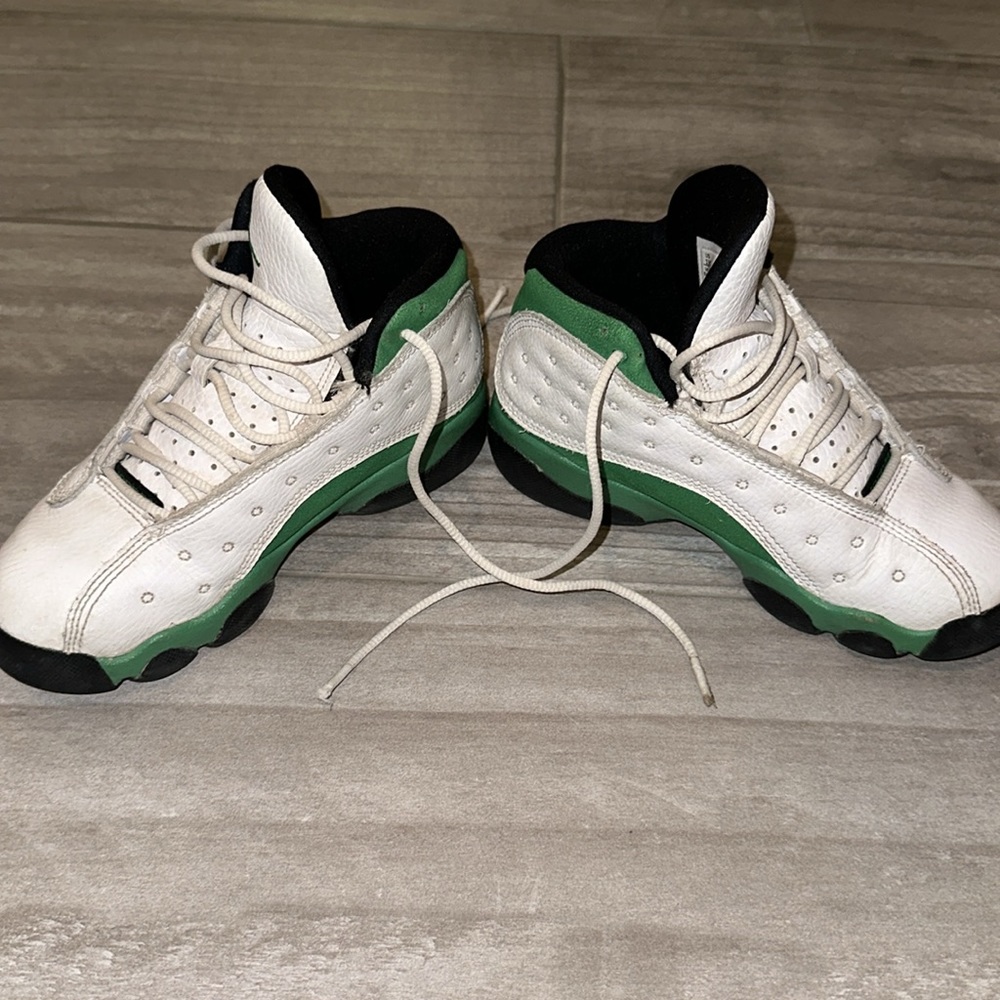 Boy Jordan 13s - Picture 6 of 7